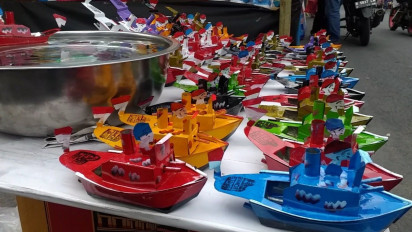 Bernostalgia dengan Kapal Klotok, Mainan Jadul Berbahan Bakar Minyak Kelapa yang Masih Eksis