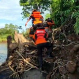 Pencarian Satu Jenazah Pekerja Bendungan Yang Terseret Arus Sungai di Takalar, kembali dilakukan Tim SAR Gabungan