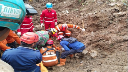 2 Korban Longsor Bogor Ditemukan, Nenek dan Cucu Posisinya Saling Berdekatan