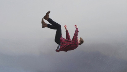 Arti Mimpi Jatuh, Etss Jangan Stress dan Waspadai Kesehatan Anda