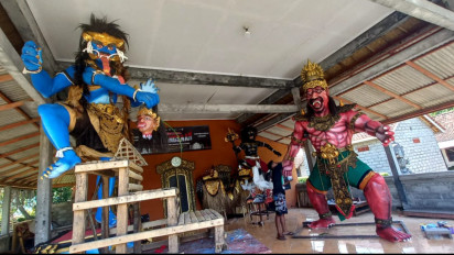 Sambut Nyepi, Umat Hindu Banyuwangi Siapkan Beragam Ogoh-ogoh