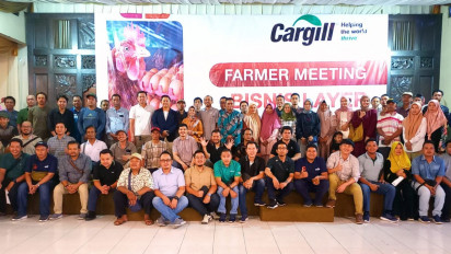 Farmer Meeting, Bagi Ilmu Beri Kebutuhan Nutrisi Ayam untuk Peternak Blitar