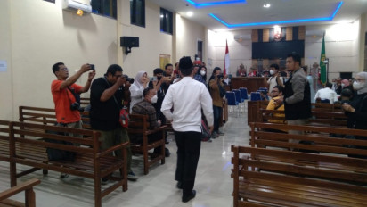 Jadi Saksi Sidang Korupsi Rektor Unila, Mantan Ketua PWNU Lampung Akui Berikan Infaq Ratusan Juta untuk Pembangunan Gedung LNC