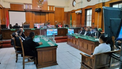 Dua Anggota Polisi Terdakwa Tragedi Kanjuruhan Divonis Bebas, DPR: Putusan Hakim Kita Emang Nyeleneh