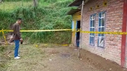 Buat Geger! Warga Temukan Mayat Wanita Terkubur di Dapur Rumah