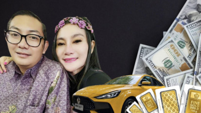 6 Foto Hedon Istri Esha Rahmansah Abrar, Pamer Tas Branded Mahal hingga Rajin 'Jajan' Mobil Mewah Bak Beli Gorengan