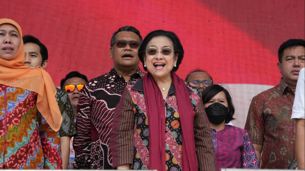 Ketua Dewan Pengarah BPIP Megawati Soekarnoputri Berikan Arahan kepada Kepala Desa Seluruh Indonesia
            - galeri foto