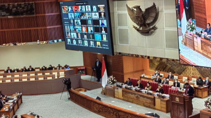 Sah! DPR Resmikan Perppu Ciptaker Jadi Undang-undang