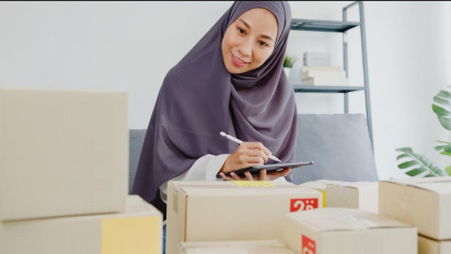 Para Wanita Wajib Tahu! Berikut ini Tips Mudah Agar Kamu Bisa tetap Menabung dan juga Shopping