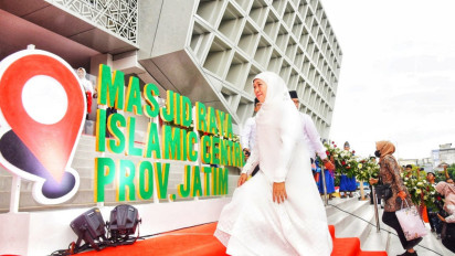 Jelang Ramadhan, Gubernur Khofifah Resmikan Masjid Ikonik, Masjid Raya Islamic Center