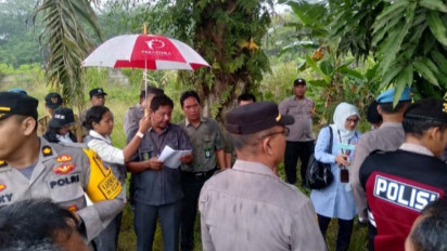 Belum Terima Ganti Rugi, Puluhan Warga Histeris saat Eksekusi Lahan Proyek Kanal