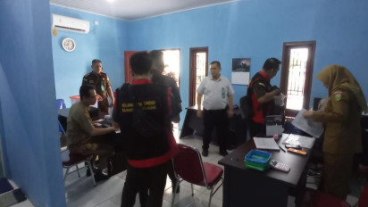 Dugaan Korupsi Dana Komite, Pidsus Kejari Geledah SMA N 19 Palembang