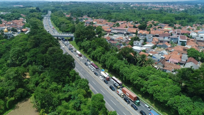 Libur Nyepi dan Awal Ramadhan, Jalur Tol Cipularang Macet Panjang