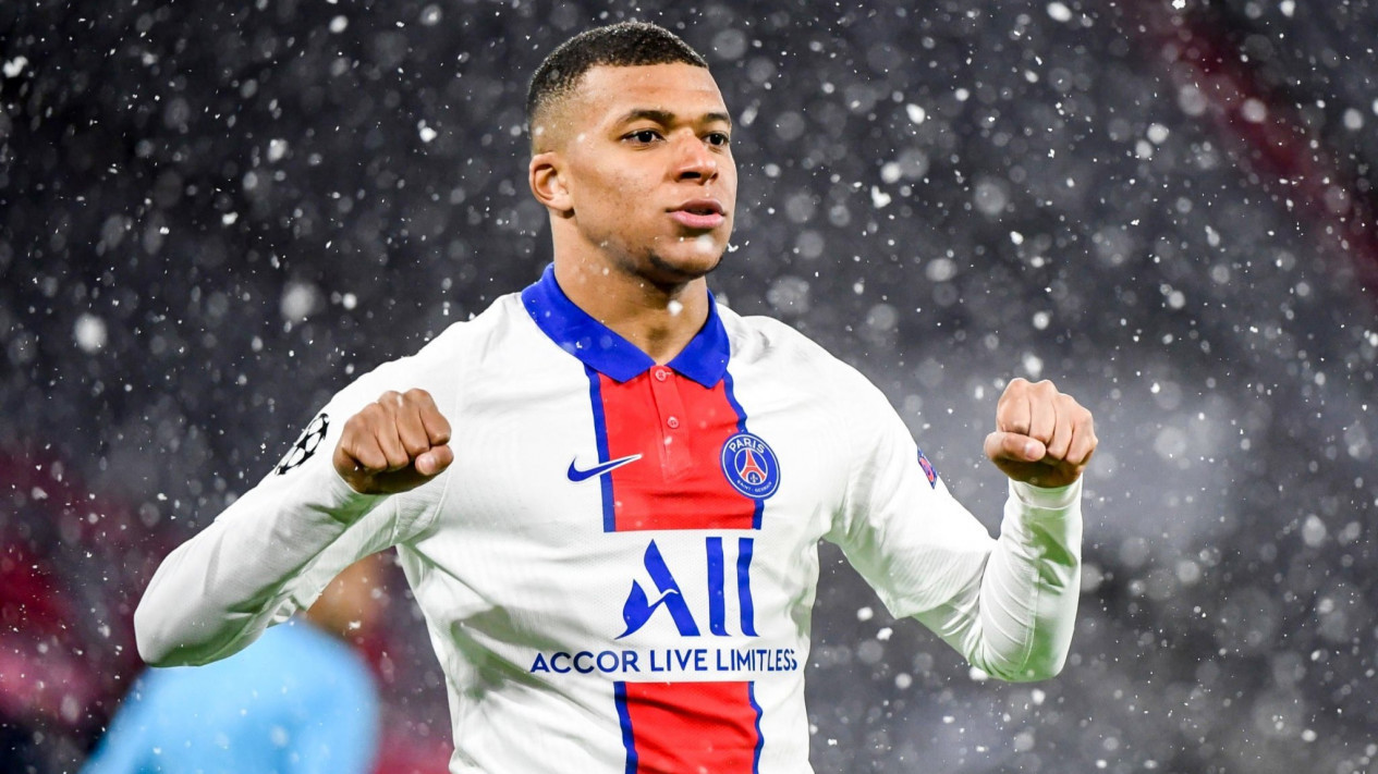 Eks Bomber Liverpool Sentil Kylian Mbappe: Anak yang Baik Dengar Kata Ibu...
            - galeri foto