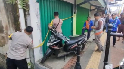 Naas, Pegawai Toko Sembako Ditusuk Orang Tak Dikenal