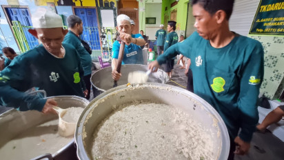 Tradisi Bubur Samin di Masjid Darussalam, Menu Berbuka Puasa Khas Banjar yang Digemari Warga Solo