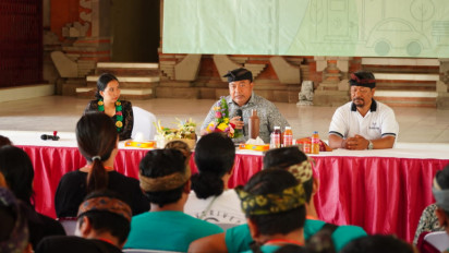 Sosialisasi BUMN Gerakan Cinta Lingkungan, Anggota Komisi VI I Nyoman Parta: Selaras dengan yang Saya Lakukan Selama 11 Tahun