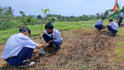 Cegah Krisis Air Bersih, Ribuan Pohon dan Biopori Ditanam di Kab. Semarang
