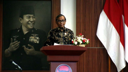 Cerita Mahfud MD Bongkar Mafia Tambang Daerah Sandera 126 Kapal Batu Bara