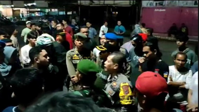 Penertiban Pedagang oleh Satpol PP di Kawasan Wisata Lapau Panjang Cimpago Pantai Padang Berujung Bentrok