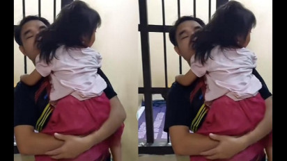 Mabes Polri Tanggapi Video Viral Bripka Handoko Bukakan Pintu Sel Demi Pertemukan Tahanan dan Anak Perempuannya