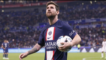 Presiden PSG akan Melakukan Apa Saja Demi Pertahankan Messi dan Mbappe