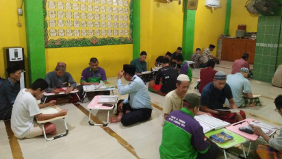 Sucikan Hati Dibulan Suci Ramadhan, Warga Binaan Pemasyarakatan Rutan Labuhandeli Lakukan Tadarus