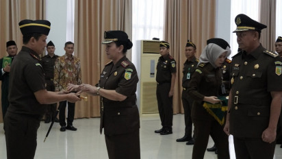 Lanna Hany Wanike Pasaribu Gantikan Joko Yuhono Sebagai Kajari Tanjungpinang