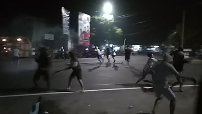 Viral, Video Perang Sarung Antar Geng di Jalan Raya Jember