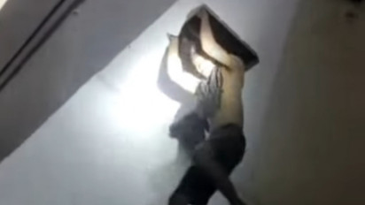 Pencuri di Kediri Ditangkap Polisi saat Bersembuunyi di Plafon Toko