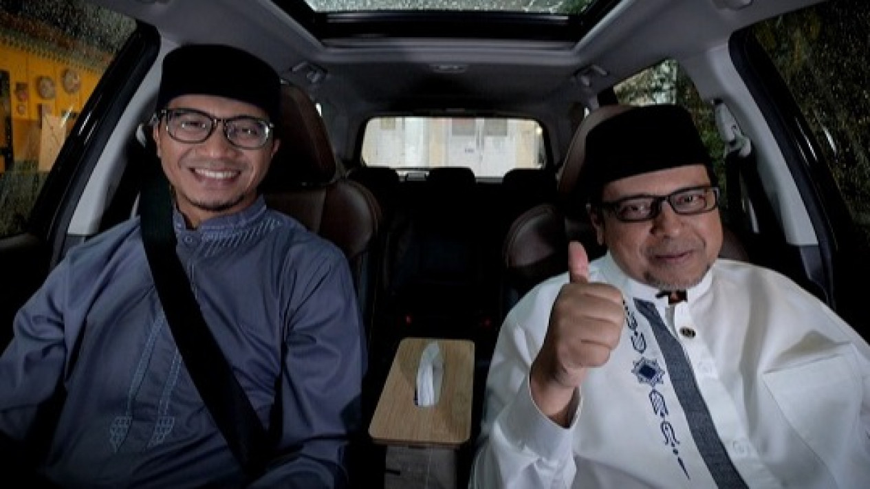 Penjelasan Babe Haikal Hassan Soal Tujuan Allah Ciptakan Manusia dalam Program 'Nyopirin Ustaz'
            - galeri foto