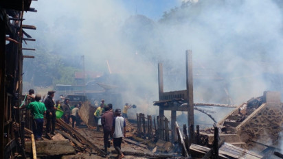 BPBD Sumbawa Salurkan Bantuan Korban Terdampak Bencana Kebakaran
