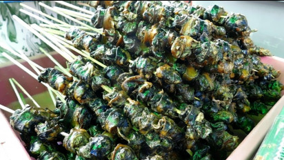 Berbuka Puasa dengan Menu Beda, Kuliner Keong Sawah Khas Kaliwungu Kendal