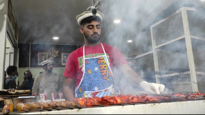 Berburu Buka Puasa : Lezatnya Aneka Masakan Asli Pakistan di Ampel Surabaya