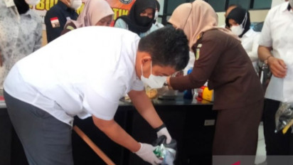 Polda Jambi Musnahkan 1,3 Kilogram Sabu Senilai Rp1,7 Miliar dan Amankan 5 TSK