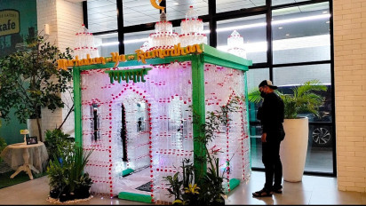 Unik, Miniatur Masjid di Jember Terbuat dari Botol Bekas