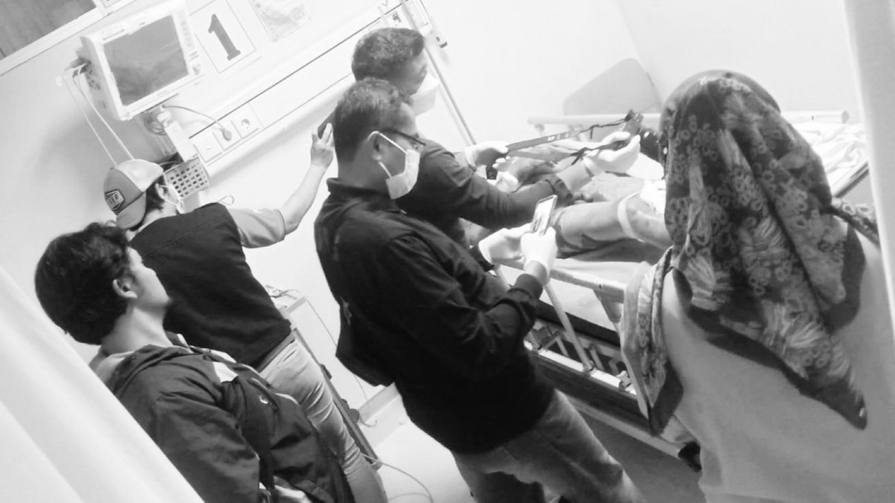 Membakar Diri di Kawasan Hutan Undip Semarang, Pria asal Denpasar Meninggal dalam Perawatan
            - galeri foto