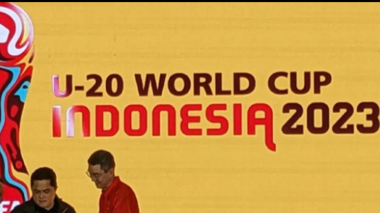 Ini 3 Prediksi Sanksi FIFA Usai Indonesia Batal Jadi Tuan Rumah Piala Dunia U-20, Mimpi Anak Bangsa Pupus?
            - galeri foto