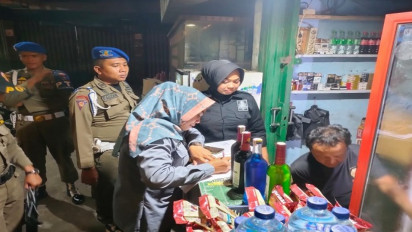Demi Jaga Kesucian Ramadhan, Malam-malam Satpol PP Padang Razia Minuman Keras