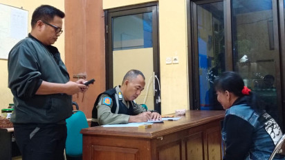 Operasi Gabungan, Petugas di Situbondo Amankan PSK dan Mucikari saat Layani Tamu di Warung Remang-remang