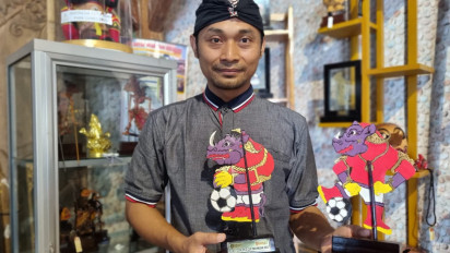 Sudah Setor 8 Sampel Souvenir Piala Dunia U-20, Perajin di Solo Kecewa Berat Perhelatannya Gagal