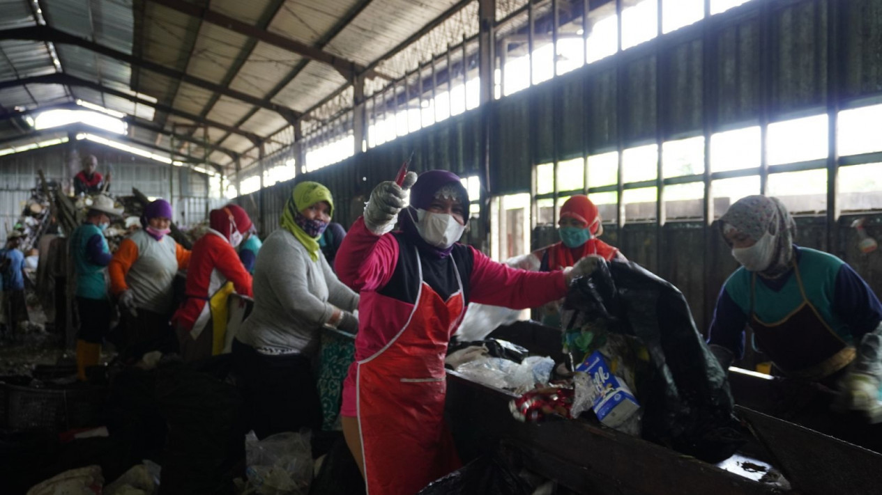 Banyumas Jadi Percontohan Pengolahan Sampah Tanpa TPA Berbasis TP3SR
            - galeri foto