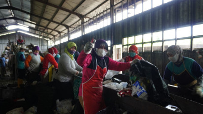 Banyumas Jadi Percontohan Pengolahan Sampah Tanpa TPA Berbasis TP3SR