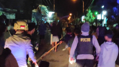 Mencekam, Petugas Pukul Mundur 2 Kelompok Rontek di Pacitan