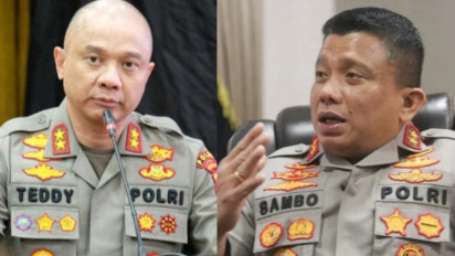 Satu Senyum Satu Kecewa, Beda Ekspresi Teddy Minahasa dan Ferdy Sambo Pasca Dengar Hukuman Mati di Persidangan