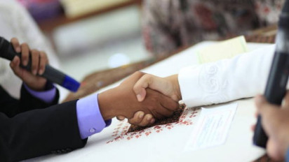 Apa Sih Hukum Menikah dengan Kakak Beradik Sekaligus dalam Islam? Begini Menurut Ustaz Adi Hidayat