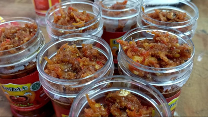 Sambal Teri Ala Santri Probolinggo, Disajikan dengan Nasi Hangat dan Teh Hangat, Cocok untuk Berbuka Puasa