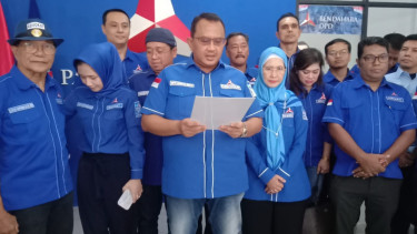 Partai Demokrat Jabar Ramai-ramai Datangi PTUN, PK Kubu Moeldoko Upaya Jegal Pencapresan Anies BaswedanÂ 