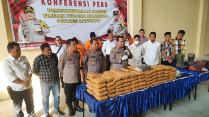 105 Bal ganja Kering Siap Edar yang Dibawa 2 Kurir Diamankan Polres Langkat