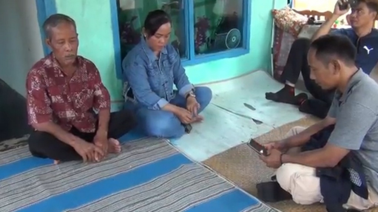 Keluarga Bantah Adik Ipar Hamil, Suami Racuni Istri di Lampung Berbohong  
            - galeri foto